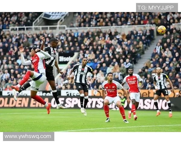 香港今日足球赛事精彩直播回放全记录与分析 香港今日足球赛事精彩直播回放全记录与分析